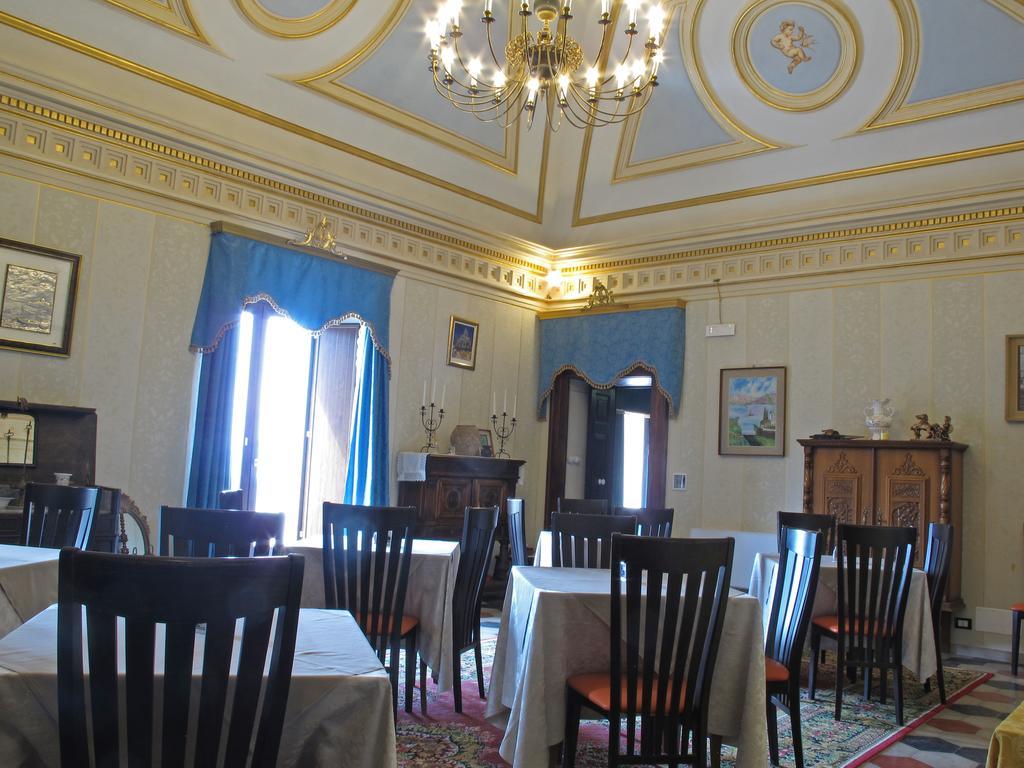 Calascio Palazzo Diamante酒店 外观 照片