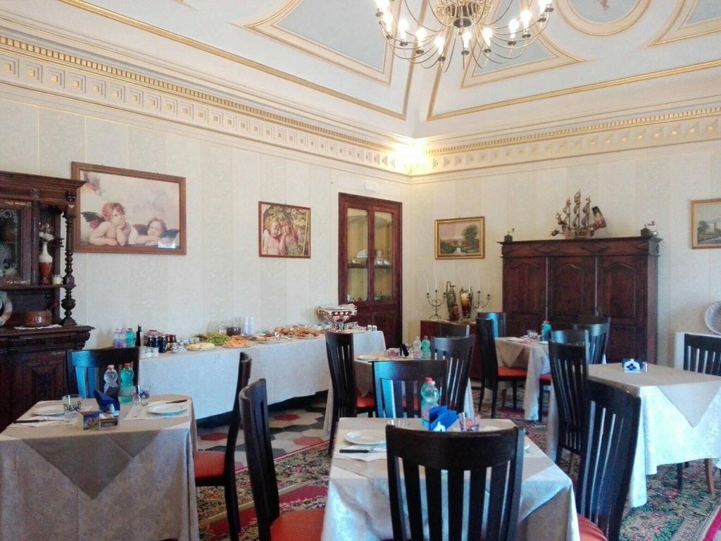 Calascio Palazzo Diamante酒店 外观 照片